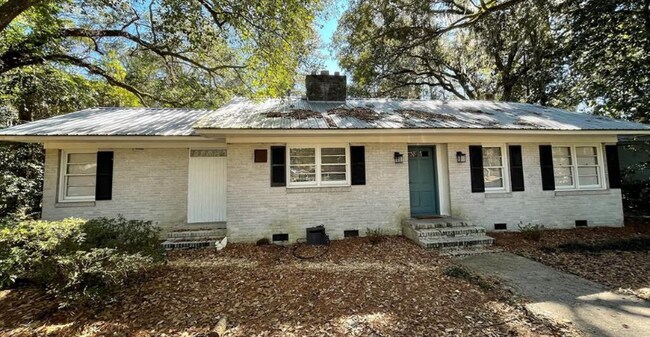 Building Photo - 507 W Alden Ave