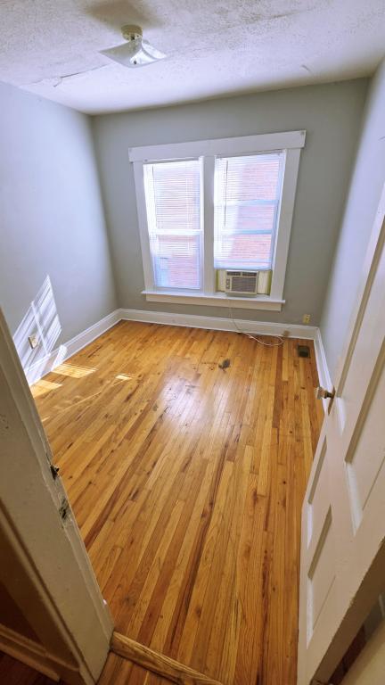 Building Photo - 54 W Dodridge St