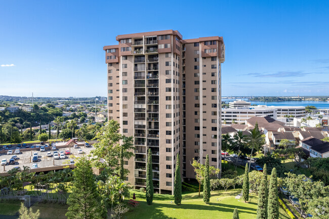 Building Photo - Park at Pearlridge