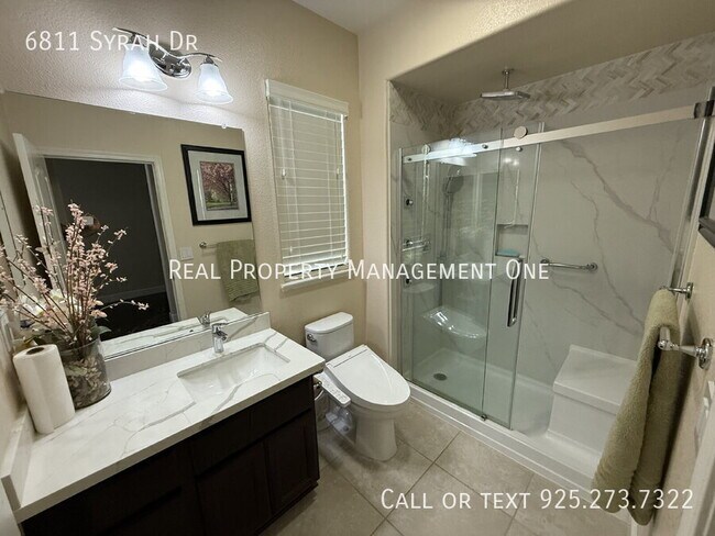 Building Photo - 6811 Syrah Dr