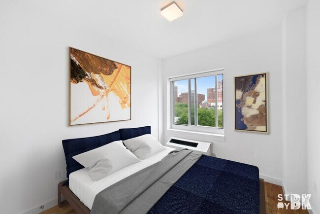 Building Photo - 3 bedroom in BROOKLYNBrooklyn NY 11238