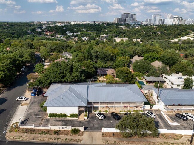 Building Photo - 1208 Enfield Rd