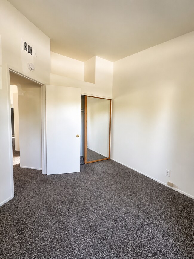 Building Photo - 22941 Banyan Pl