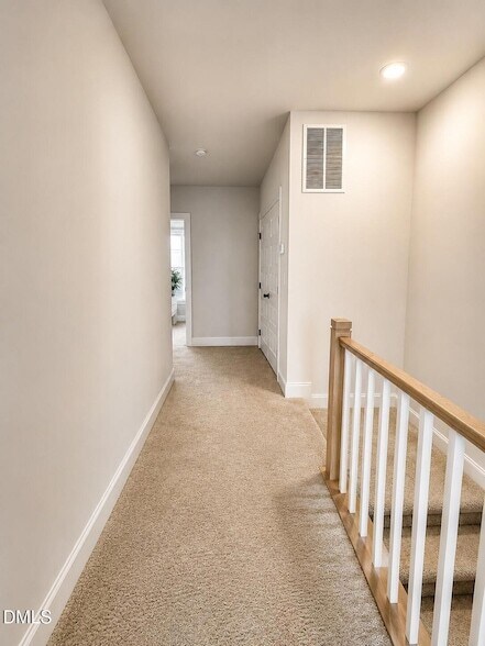 Building Photo - 602 Market Grove Dr