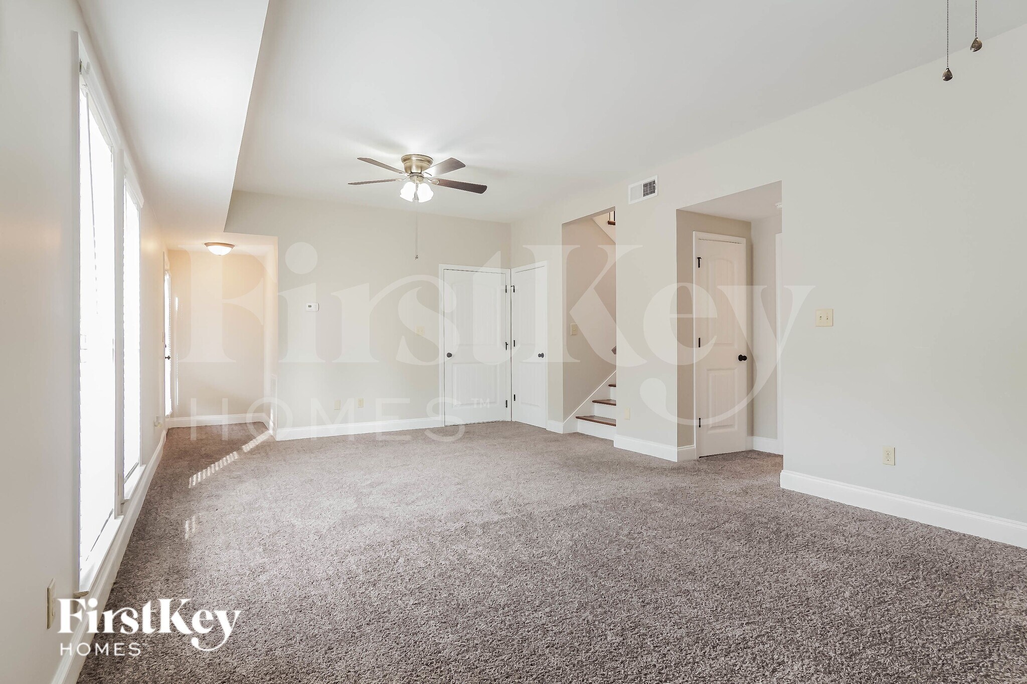 Building Photo - 5179 Meadow Lake Cir