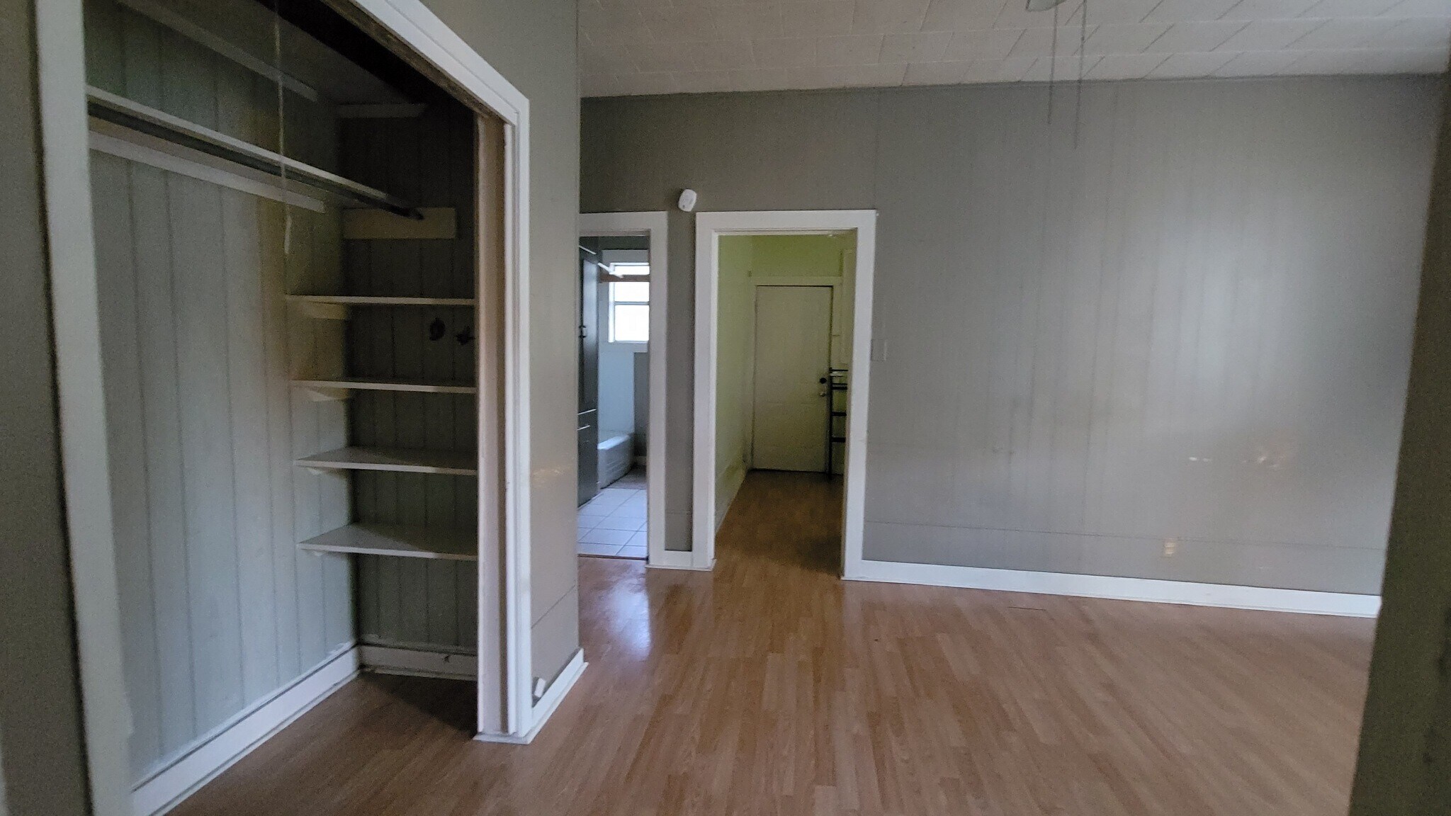 Building Photo - 428 W Wardville St