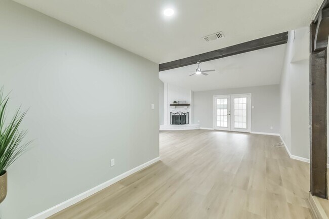 Building Photo - 11523 Early Mist Ct