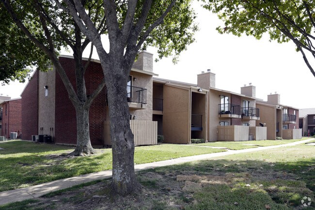 Building Photo - South Meadows Apartments