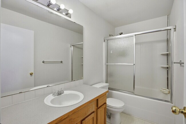 Building Photo - 2525 S 288th St