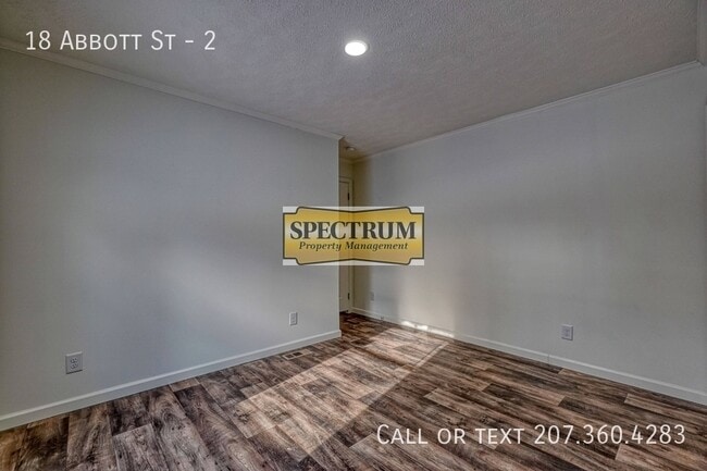 Building Photo - 18 Abbott St