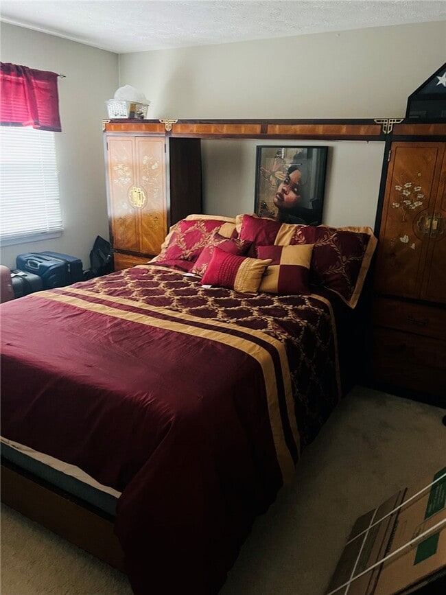 Building Photo - 205 Lac Kine Dr