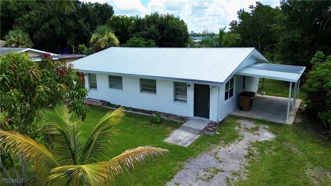 Building Photo - 561 Wood Ave