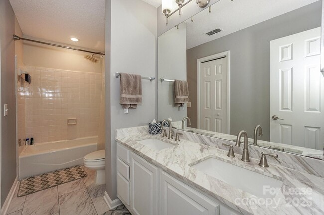 Building Photo - 642 Portside Dr