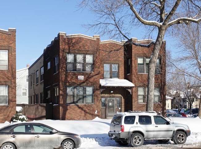 Building Photo - 627-629 University Ave SE