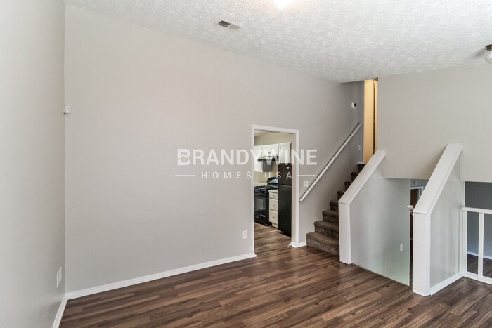 Building Photo - 5551 Downs Way