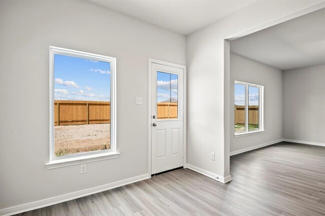 Building Photo - 429 Polly Grv Dr