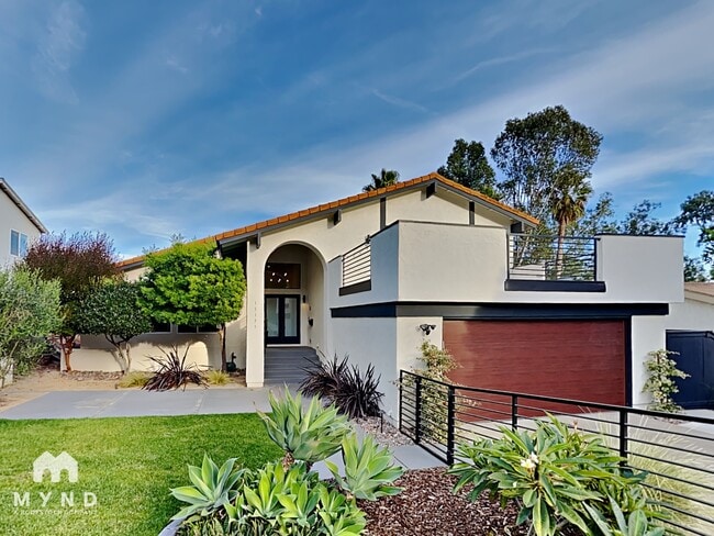 Building Photo - 13155 Portofino Dr