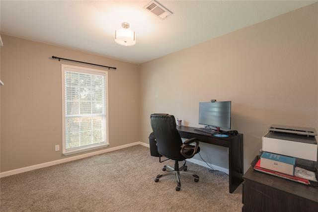Building Photo - 2211 Yewpon Dr