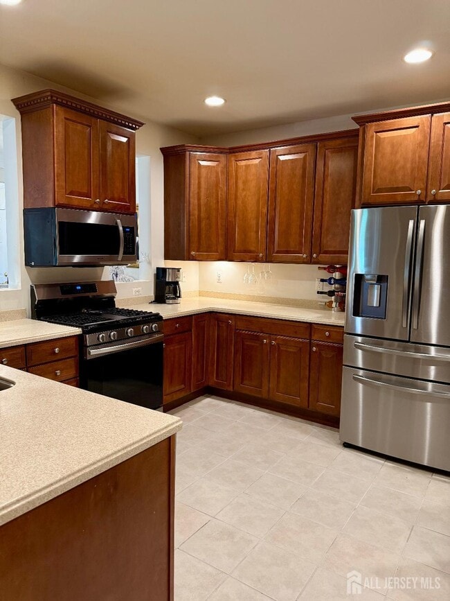 Building Photo - 7304 Westover Way