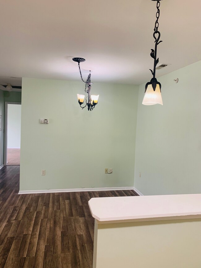 Building Photo - 178 Lackland Ave