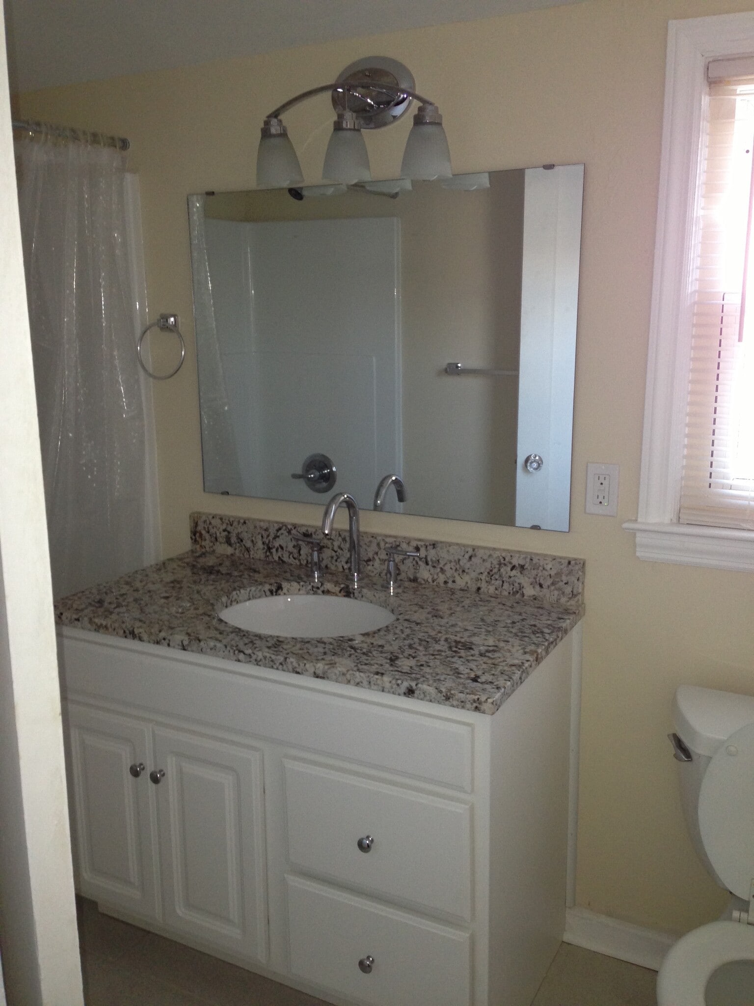 Upstairs bathroom - 2332 Monroe Ave NE