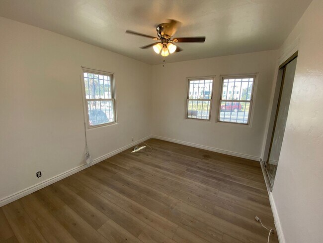 Building Photo - 2 Bedroom Home in San Diego