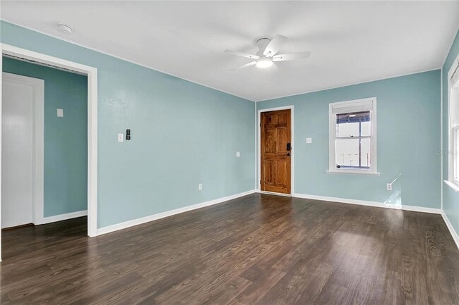 Building Photo - 1204 34th St