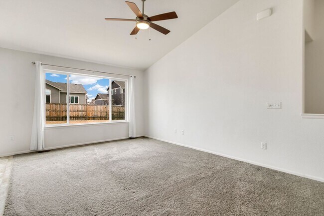 Building Photo - Fantastic Loveland Location with 5 Bedrooms, 3 Bathrooms, 2-Car Garage, and Finished Basement!
