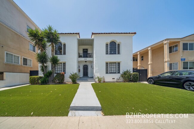 Building Photo - 1513 S Hayworth Ave