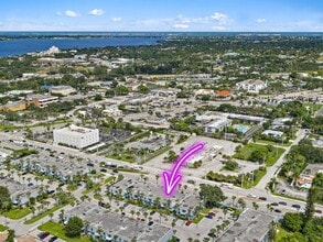 Building Photo - 950 S Kanner Hwy