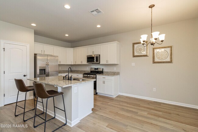 Building Photo - 303 Tall Meadows Ln