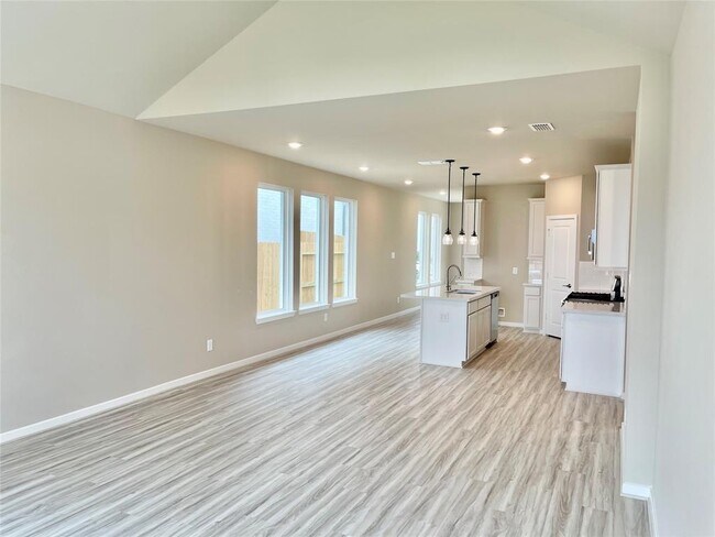 Building Photo - 8806 Riverton Rdg Rd
