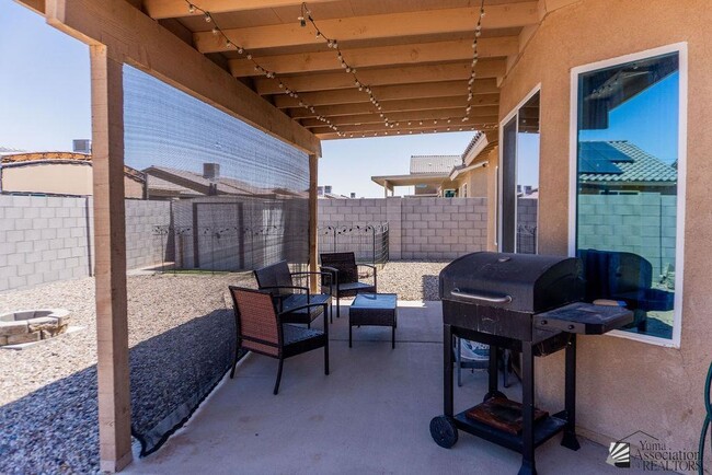 Building Photo - 4319 S Desert Willow Wy