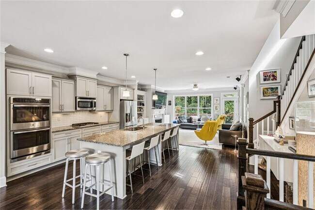 Building Photo - 1285 Linden Ct