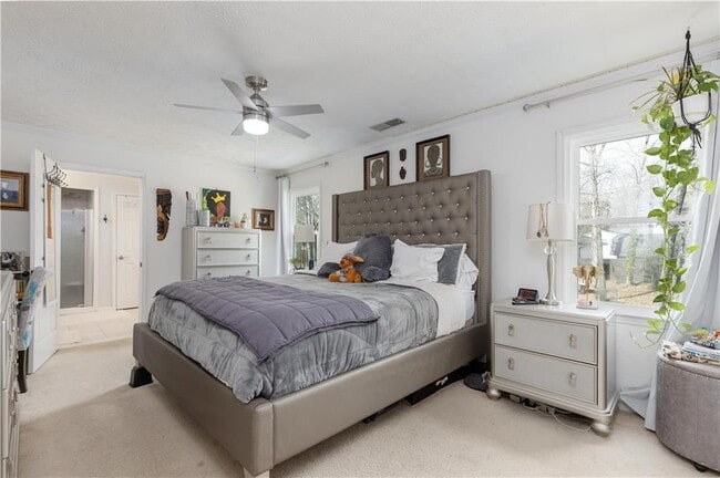 Building Photo - 2599 Hickory Cove SW