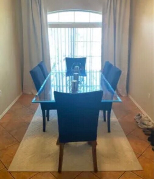 Building Photo - 7400 W Flamingo Rd