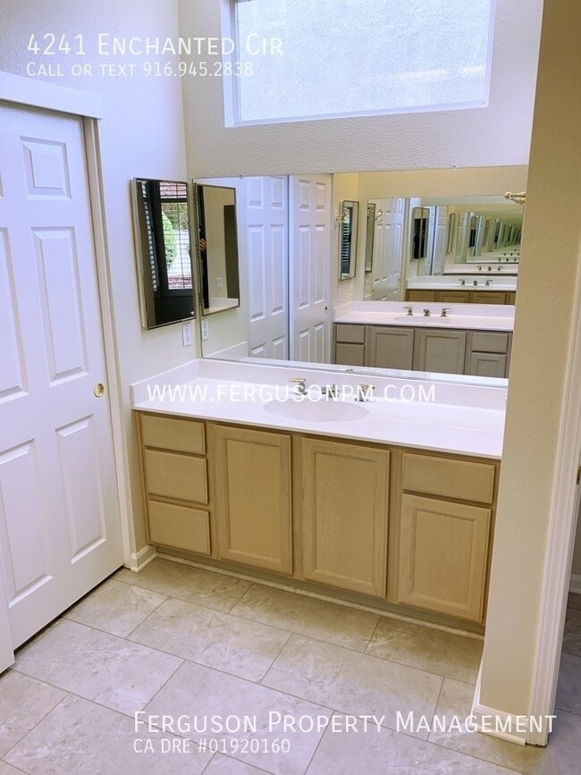 Building Photo - 4241 Enchanted Cir