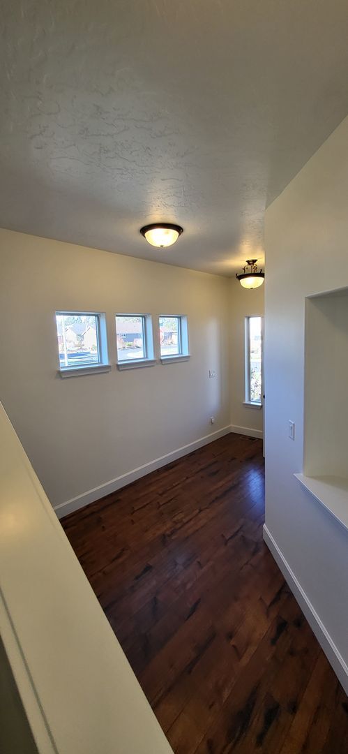 Building Photo - 21187 SE Kayla Ct