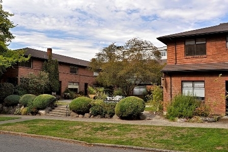 Building Photo - Boylston Court - 1 bedroom