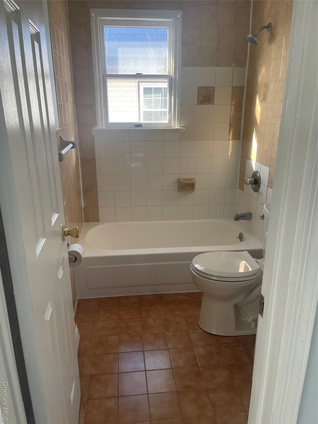 Building Photo - 257-20 148th Ave