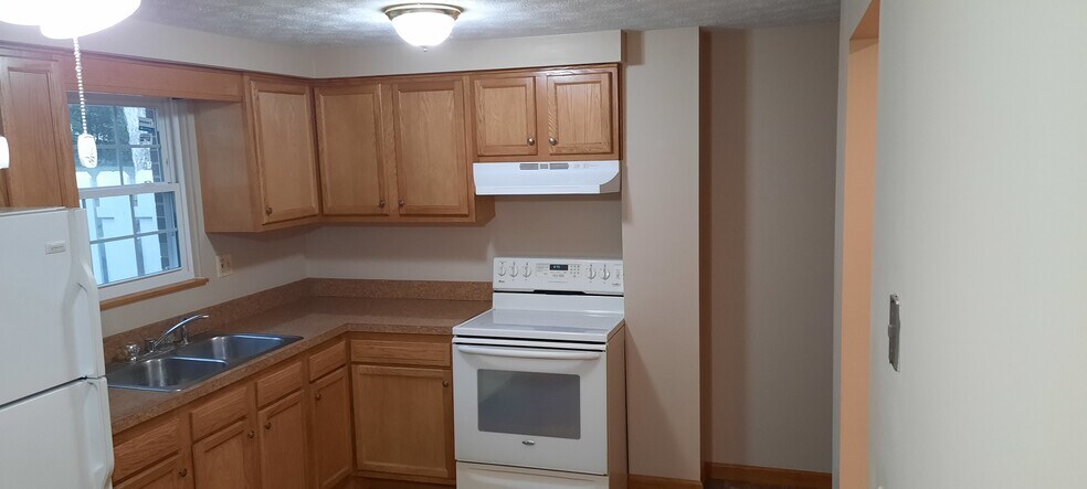 Primary Photo - 4449 16th St NW