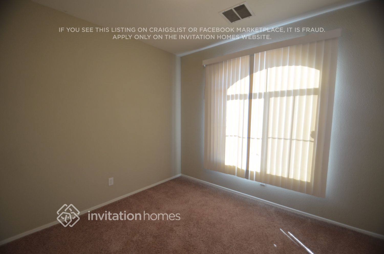 Building Photo - 6537 S 15th Dr