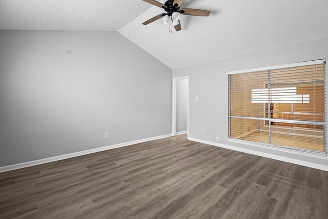 Building Photo - 8268 Heartfield Ln