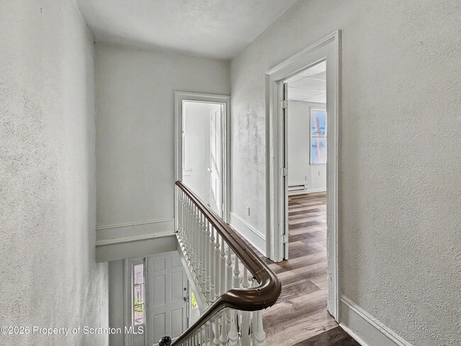 Building Photo - 602 Prospect Ave