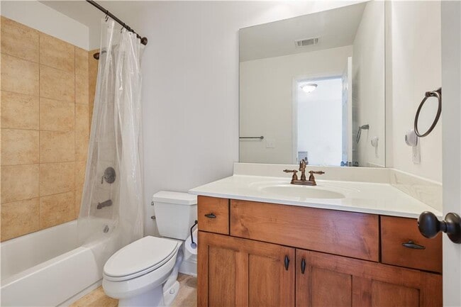 Building Photo - 255 Vannoy Park Lane Dr SE