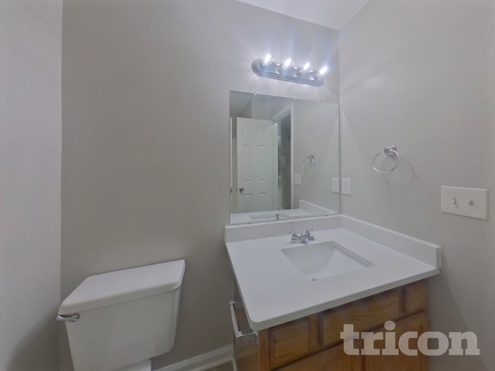 Building Photo - 202 Stockport Rd