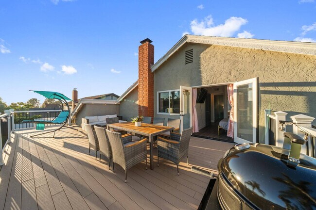 Building Photo - 13075 Old West Ave