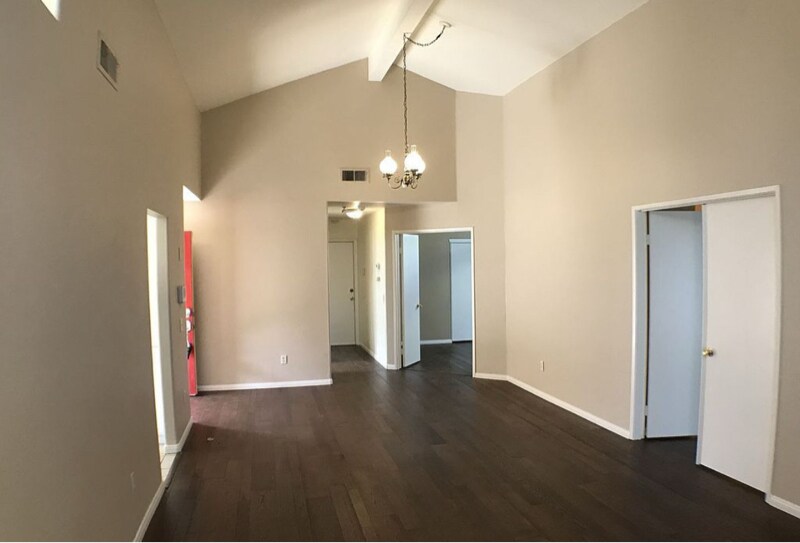 Building Photo - 41430 Avenida De La Reina