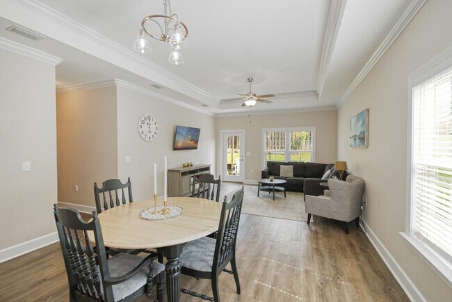 Building Photo - 2282 Hunters Moon Trail