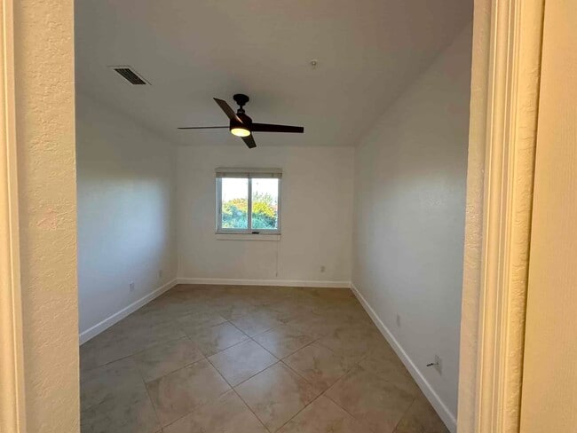 Building Photo - 1602 Coastal Bay Blvd